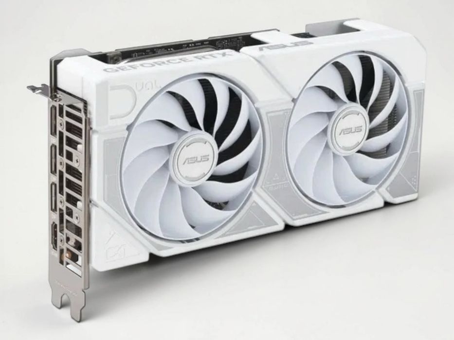 Видеокарта ASUS Dual GeForce RTX 5060 Ti White OC 16GB GDDR7 НОВА! Фабрично запечатана!