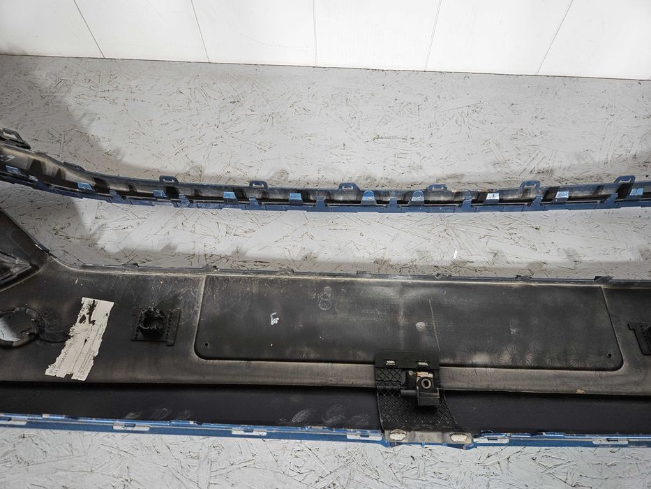 Предна броня Vw Touran R-LINE Фолксваген Тауран 2015- 2020