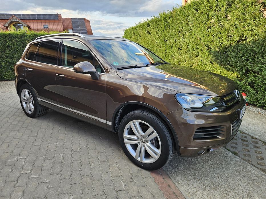 Vw touareg 3.0 tdi,239 cp,moca braun,xenon-led,panorama,piele,distronic, ventilatie scaune etc..