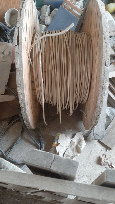 Деревянный кабельный барабан