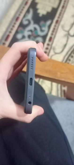 Tecno spark 20c в идеальном состоянии