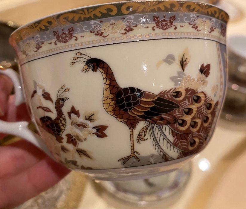 Кружки с блюдцами