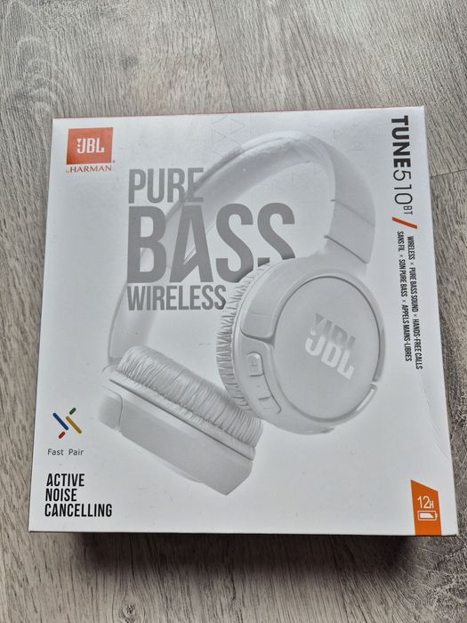 Продам наушники от JBL