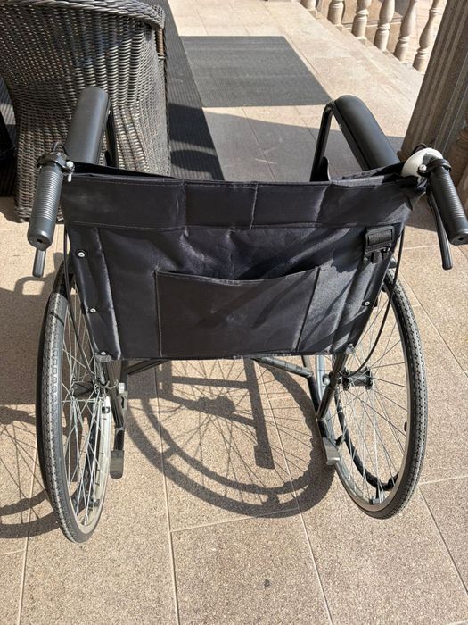 Инвалидная коляска