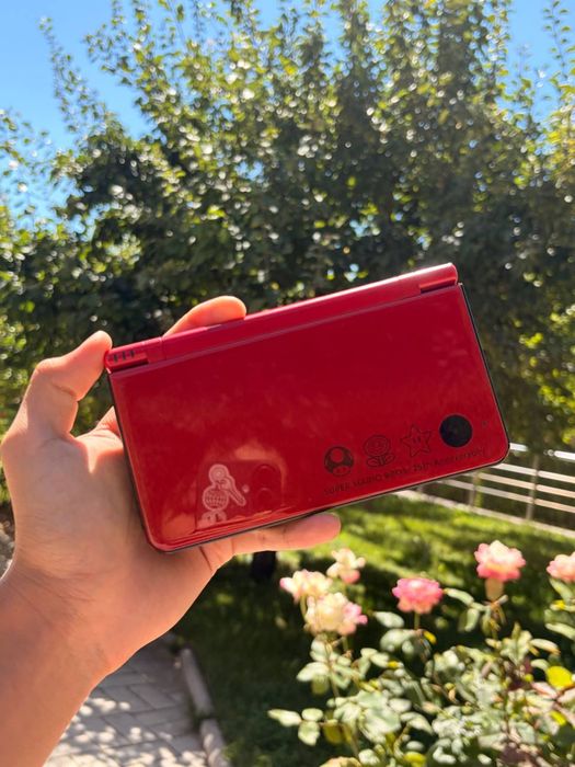 Nintendo DSi XL