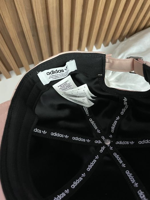 Sapca Adidas roz