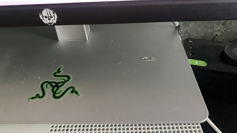 Монитор широкоформатный HP32s