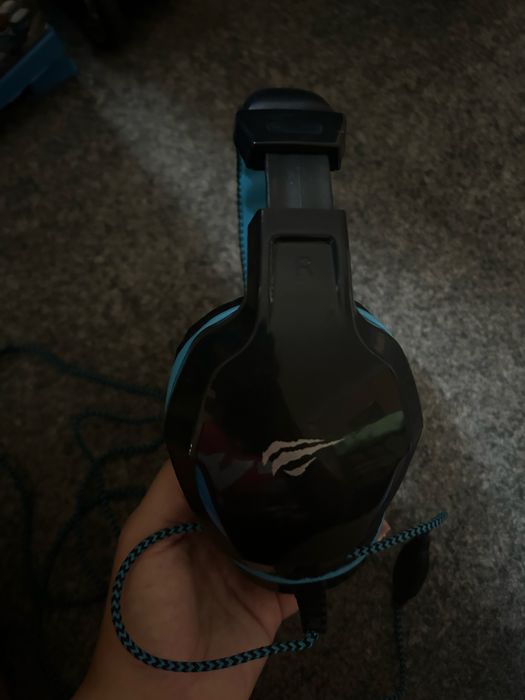 Vand casti de gaming