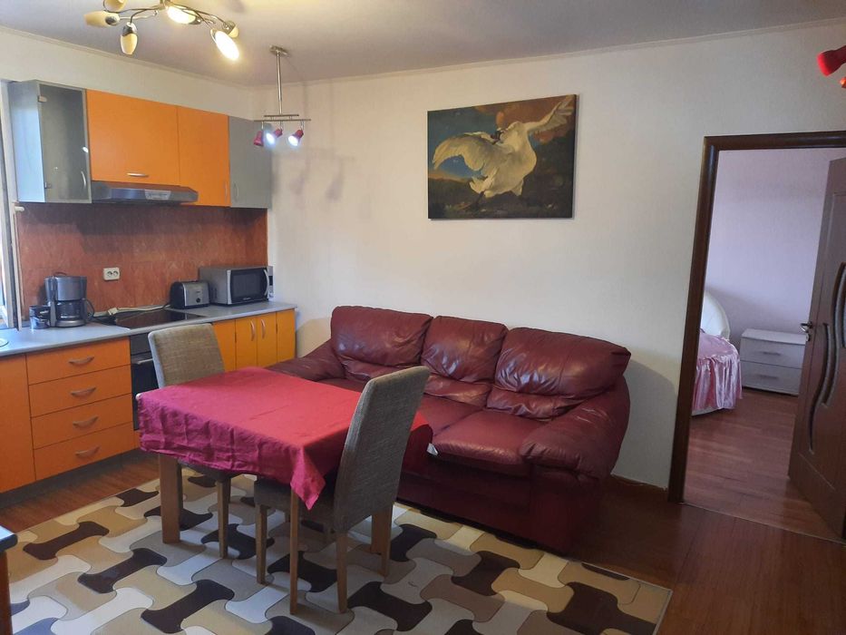 Inchiriez apartament 2 dormitoare si living cu bucatarie in Cantemir