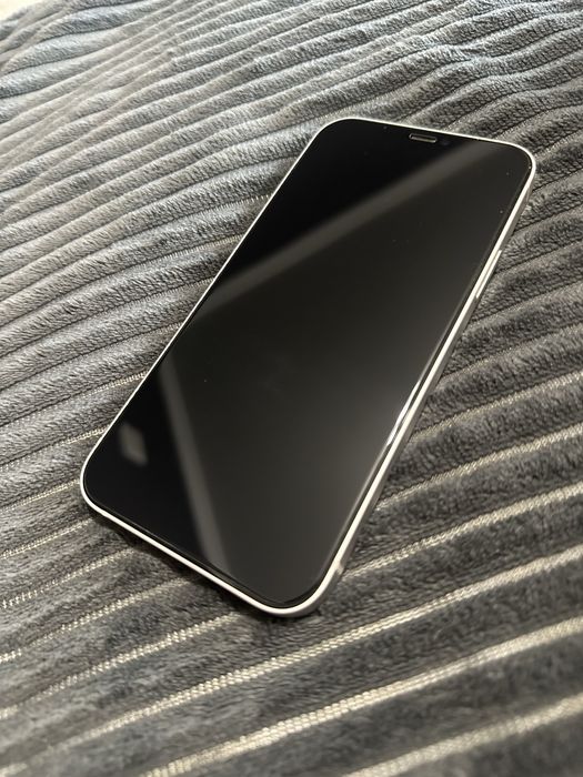 Продам Iphone 12 128Gb