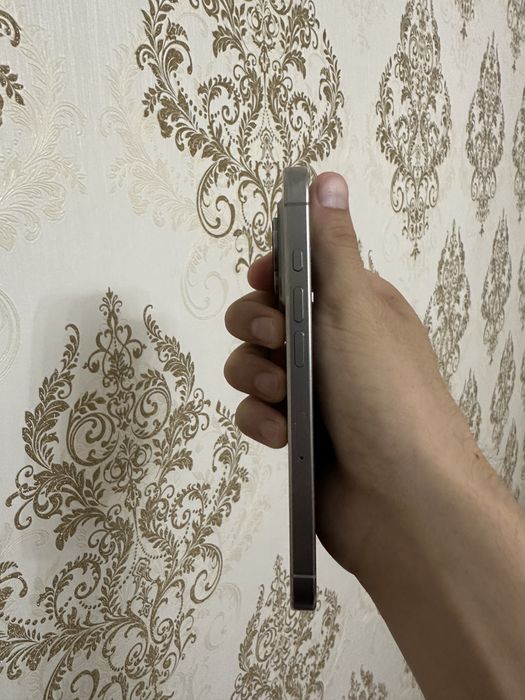 Iphone 16 pro в хорошем состоянии