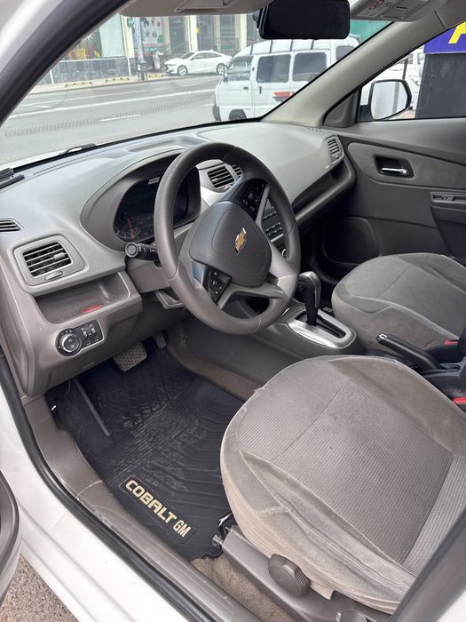 Chevrolet Cobalt 2022 — 5