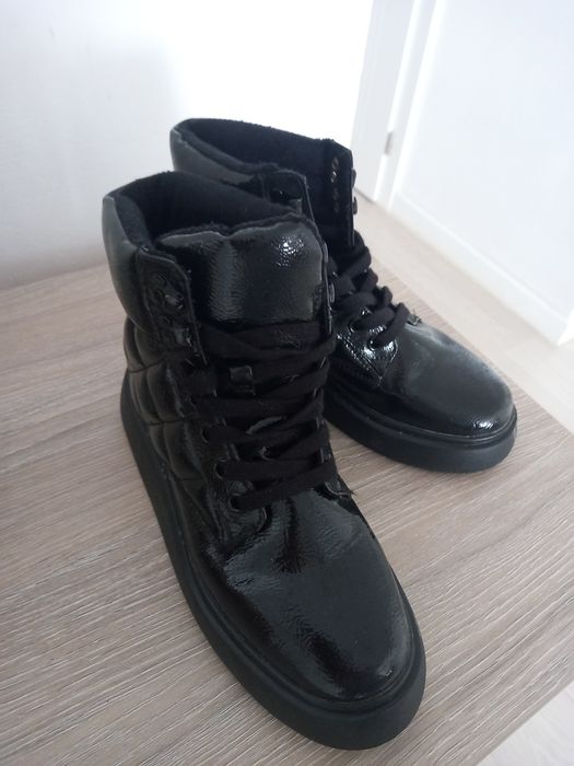 Ghete marime 37 negre