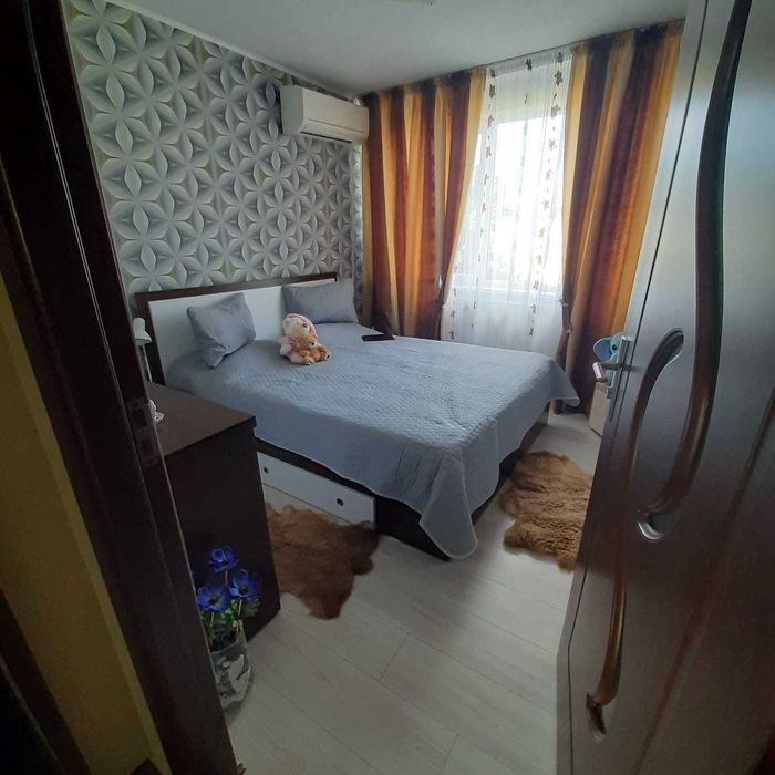 Vanzare apartament 4 camere