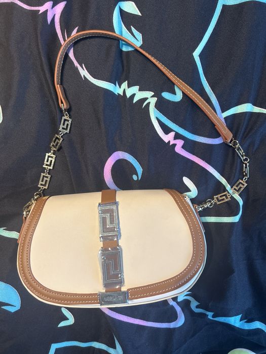 Нова Чанта versace