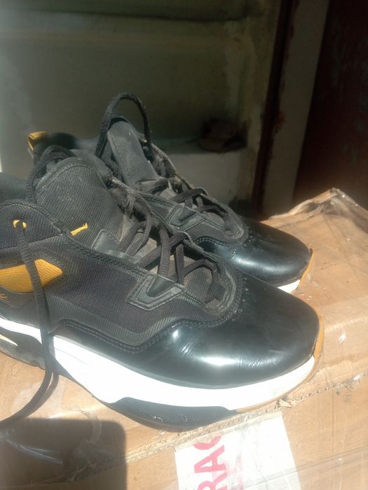 Adidași NIKE originali