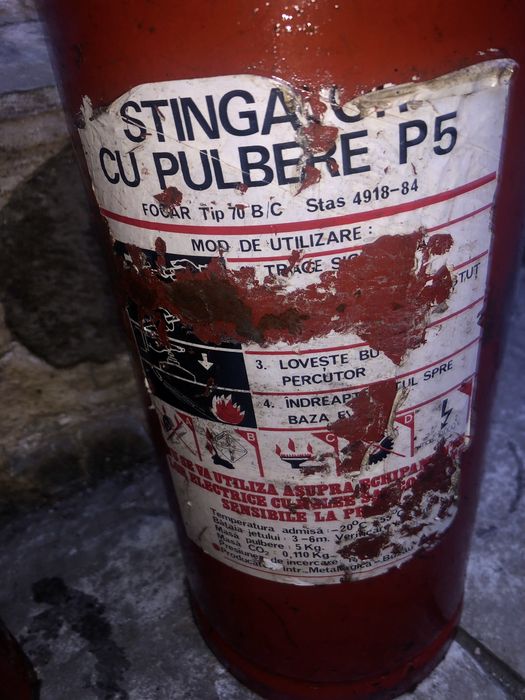 Extinctor stingator vechi romanesc de colectie vintage retro