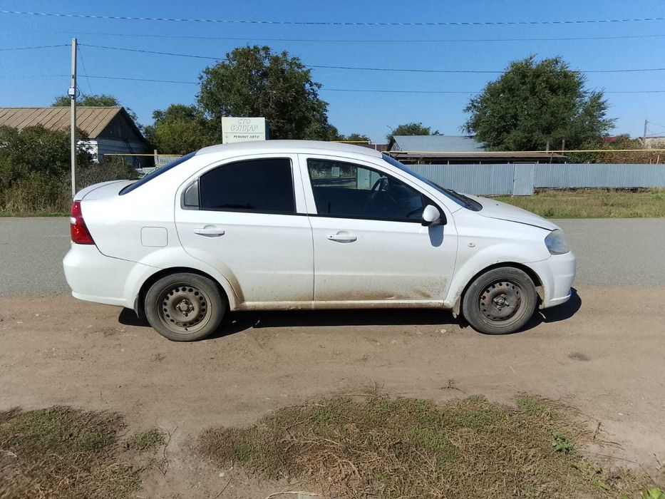 Продают авто шевроле