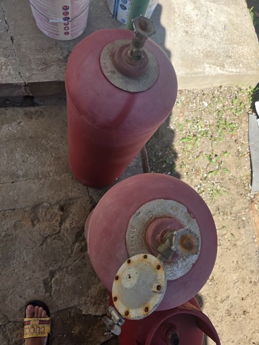 Газовый баллоны продам