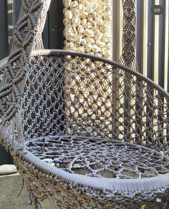 Качель ручной работы