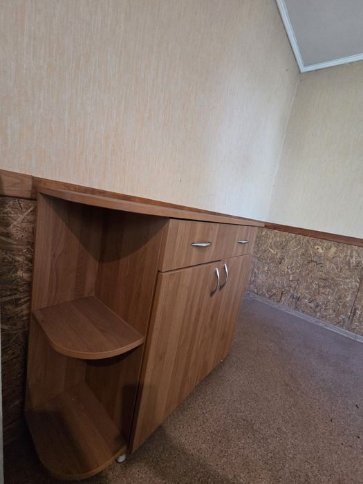 Комод пристенный