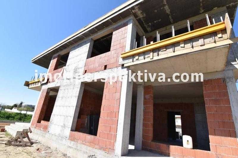 Продава се Къща в Пловдив, Беломорски - 144 кв.м за 1528 €/кв.м - Снимка #2