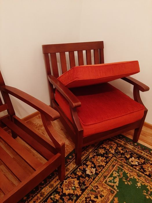 Срочно! Дубовый диван и 2 кресла