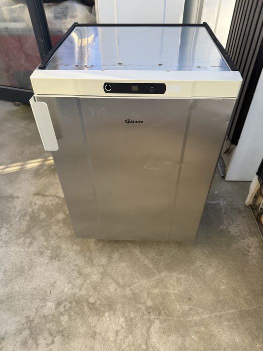 Професионален малък фризер GRam Инокс