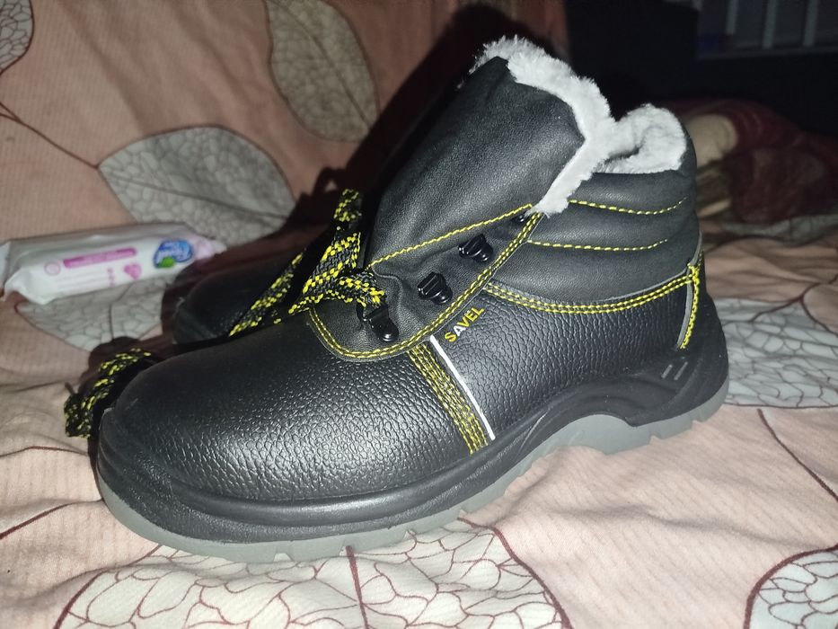 Ботинки рабочие зимние новые
