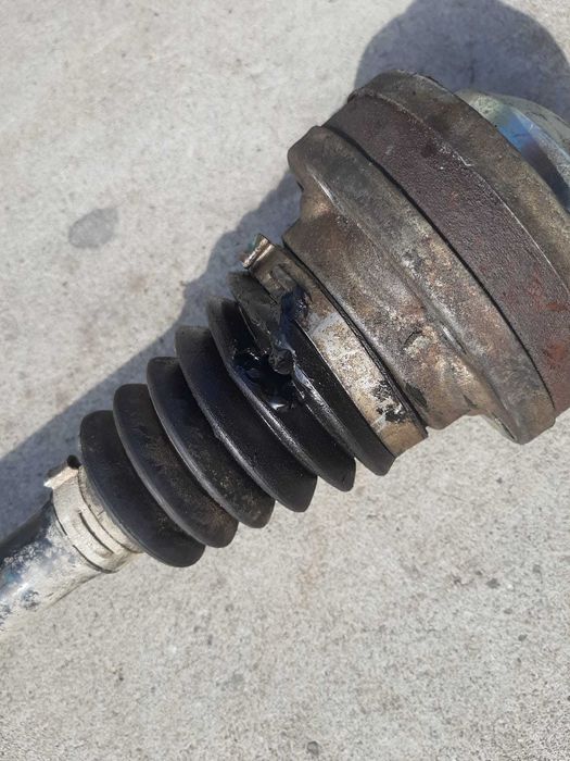 planetara stanga 2.0 tdi skoda yeti audi a3 8p vw golf 5 1k0407271bj