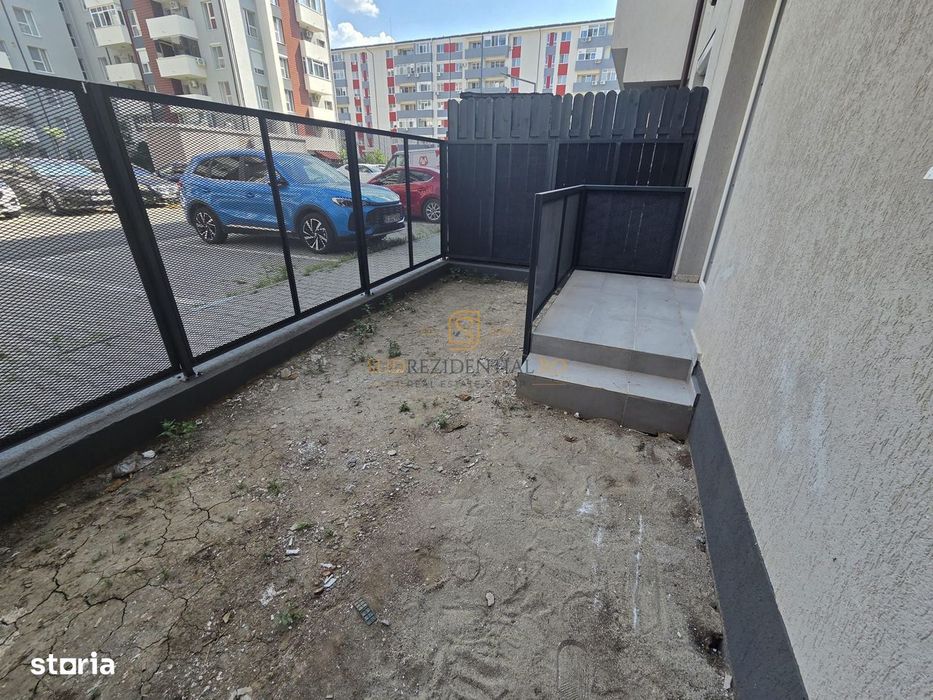 Apartament 3 camere cu curte proprie, aproape de metrou Berceni