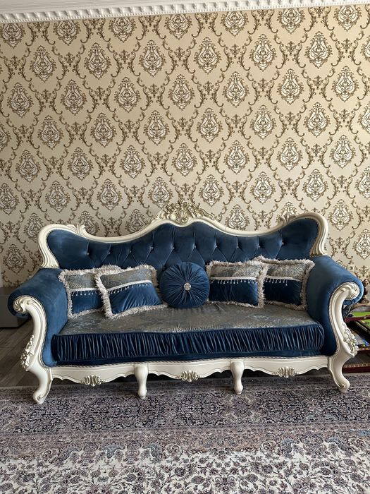 Каролевская мягкая мебель