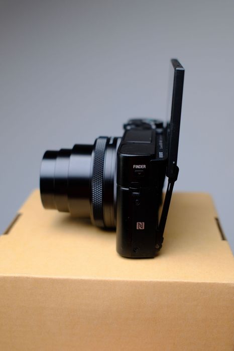 Продам Sony RX100M7