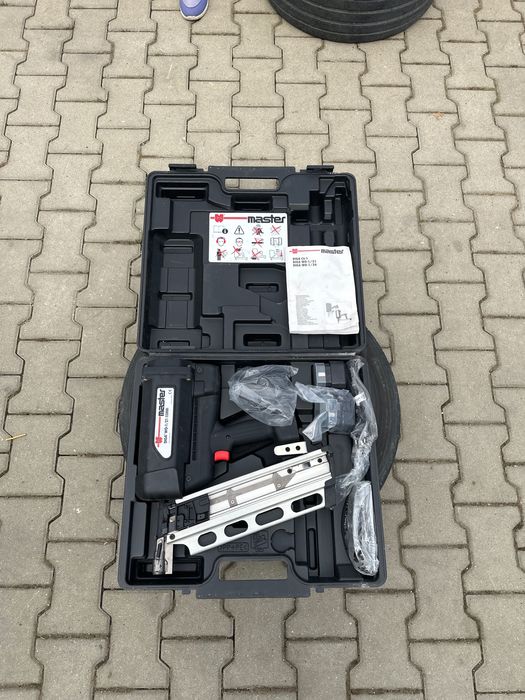 Pistol cuie Wurth diga master nou , nefolosit deloc!