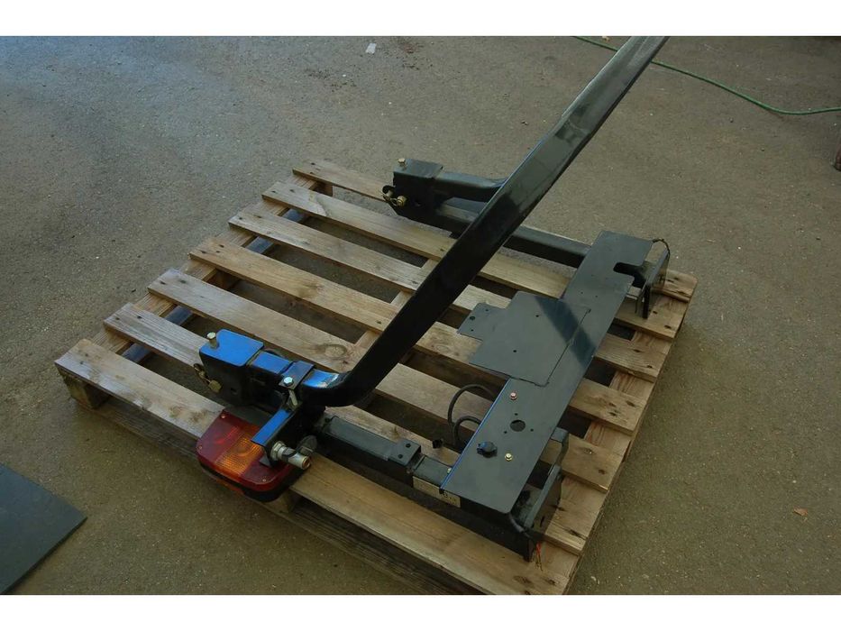 Kit de accesorii pentru tractor Kioti CS2610 ,lift frontal, hidraulica