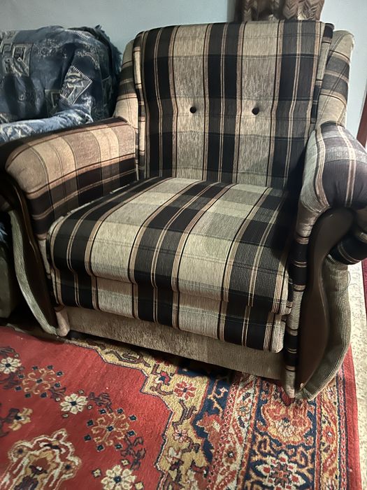 Комлект диван и два кресла