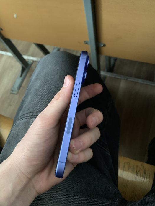 Айфон 16 продаю или обмен 128гб