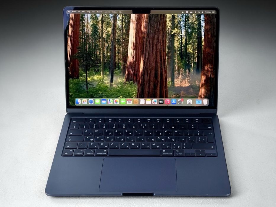 Apple MacBook Air 13 M2 8RAM 256GB Midnight 100% Батерия! Гаранция!