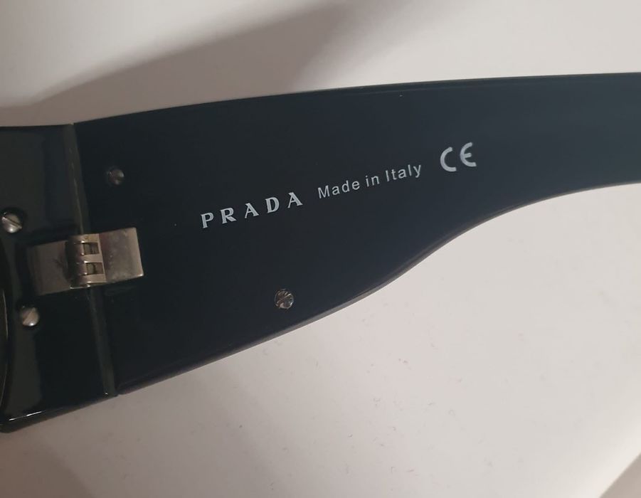 Ochelari de soare Prada