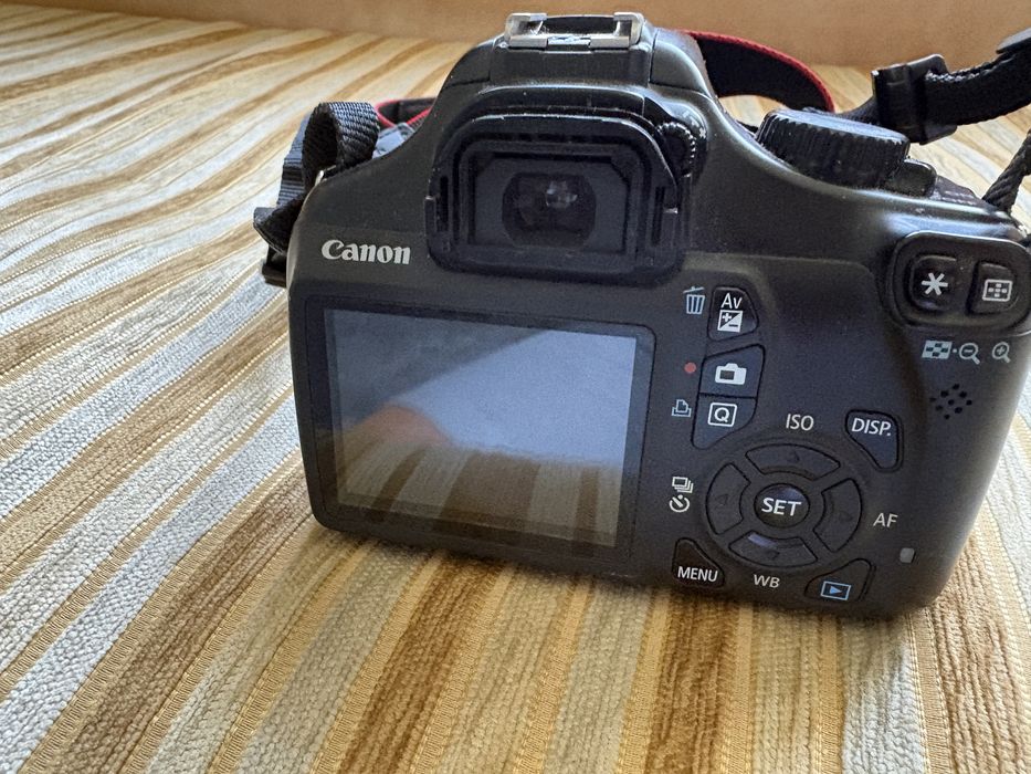 Фотоаппарат canon EoS 1100D