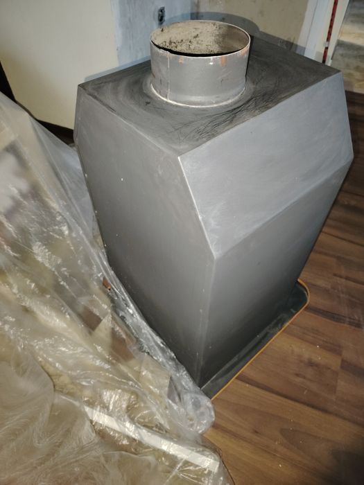 Печка/камина на дърва