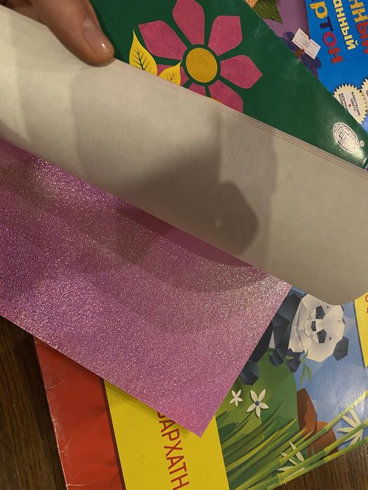 Большая коробка с принадлежностями для скрапбукинга,канцелярия,дырокол