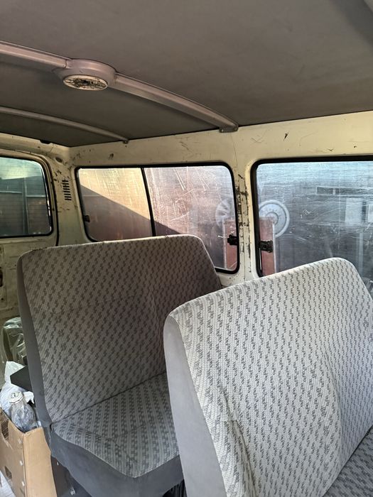Машина Тойота Hiace