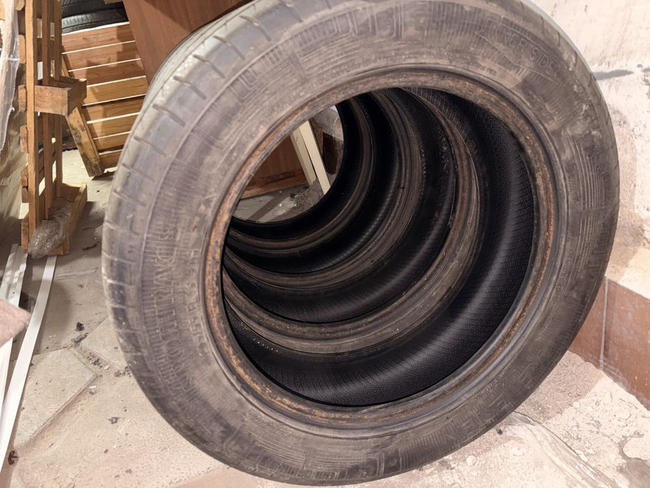 Летни Гуми 205/55/16 Vredestein