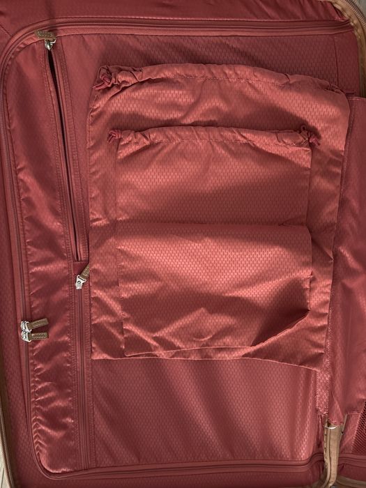 Продаю чемодан DELSEY Paris, 30 дюймов