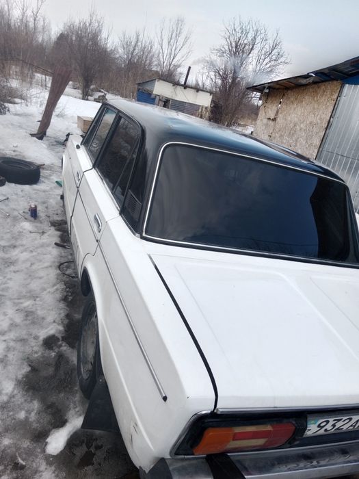 Автомобиль ваз 2106