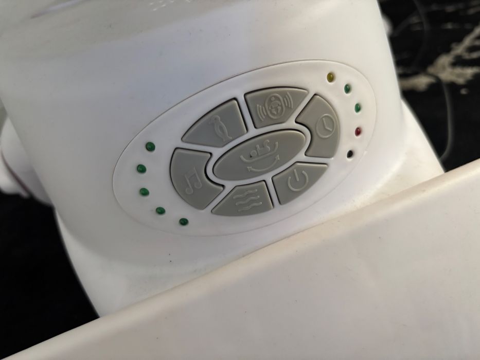 Leagan electric rotativ 360 cu inclinare reglabila, senzor de miscare si telecomanda Caretero