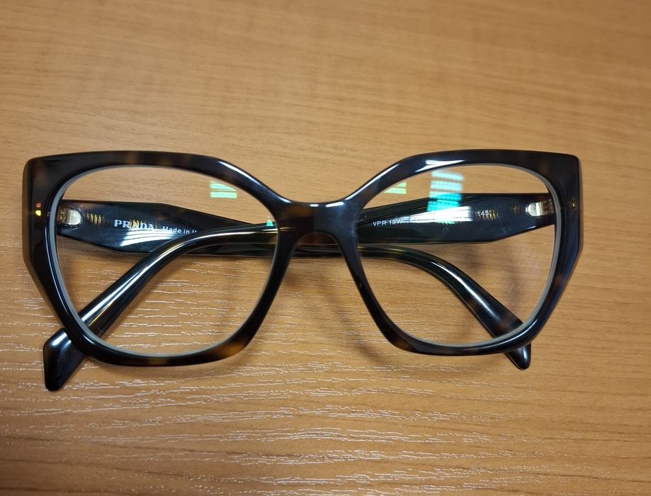 Диоптрични рамки Prada
