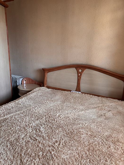Продам спальный гарнитур