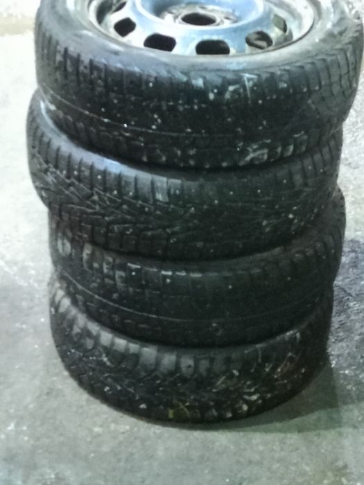 Продам диски с резиной на15